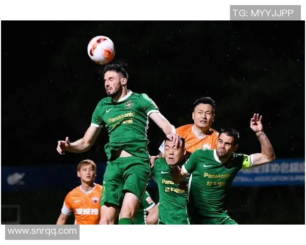 深圳足球队的节奏揭秘：激情与梦想交织的绿茵传奇